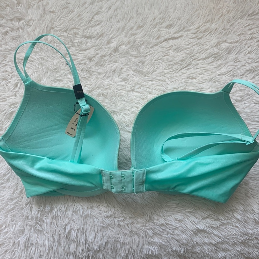 NWT Victoria’s Secret 34DD Very Sexy Push-up - Picture 3 of 4